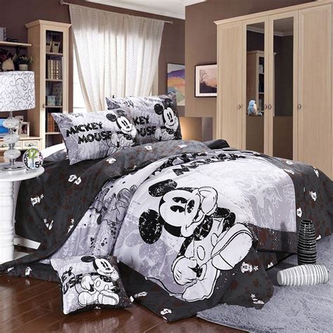 adult mickey mouse comforter sets.